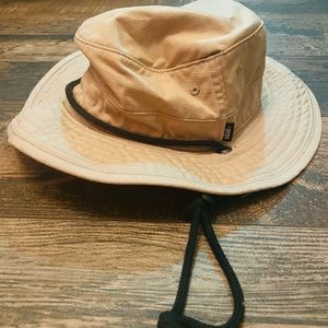 Vans Bucket Hat!